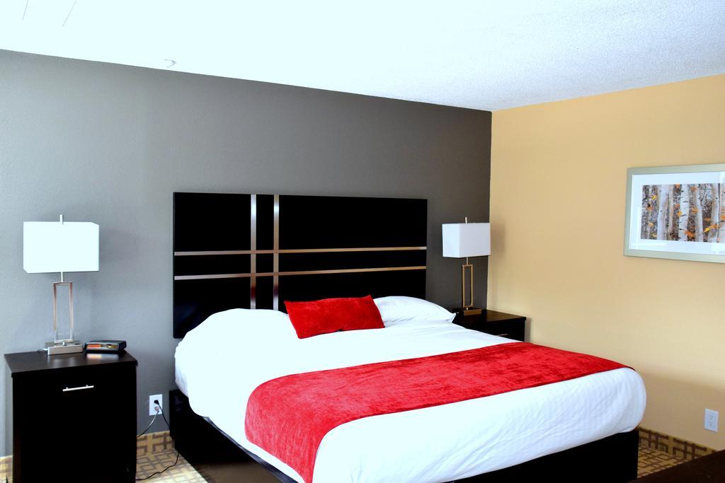 Quality Inn Bracebridge Buitenkant foto