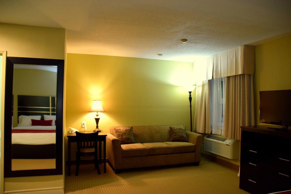 Quality Inn Bracebridge Buitenkant foto
