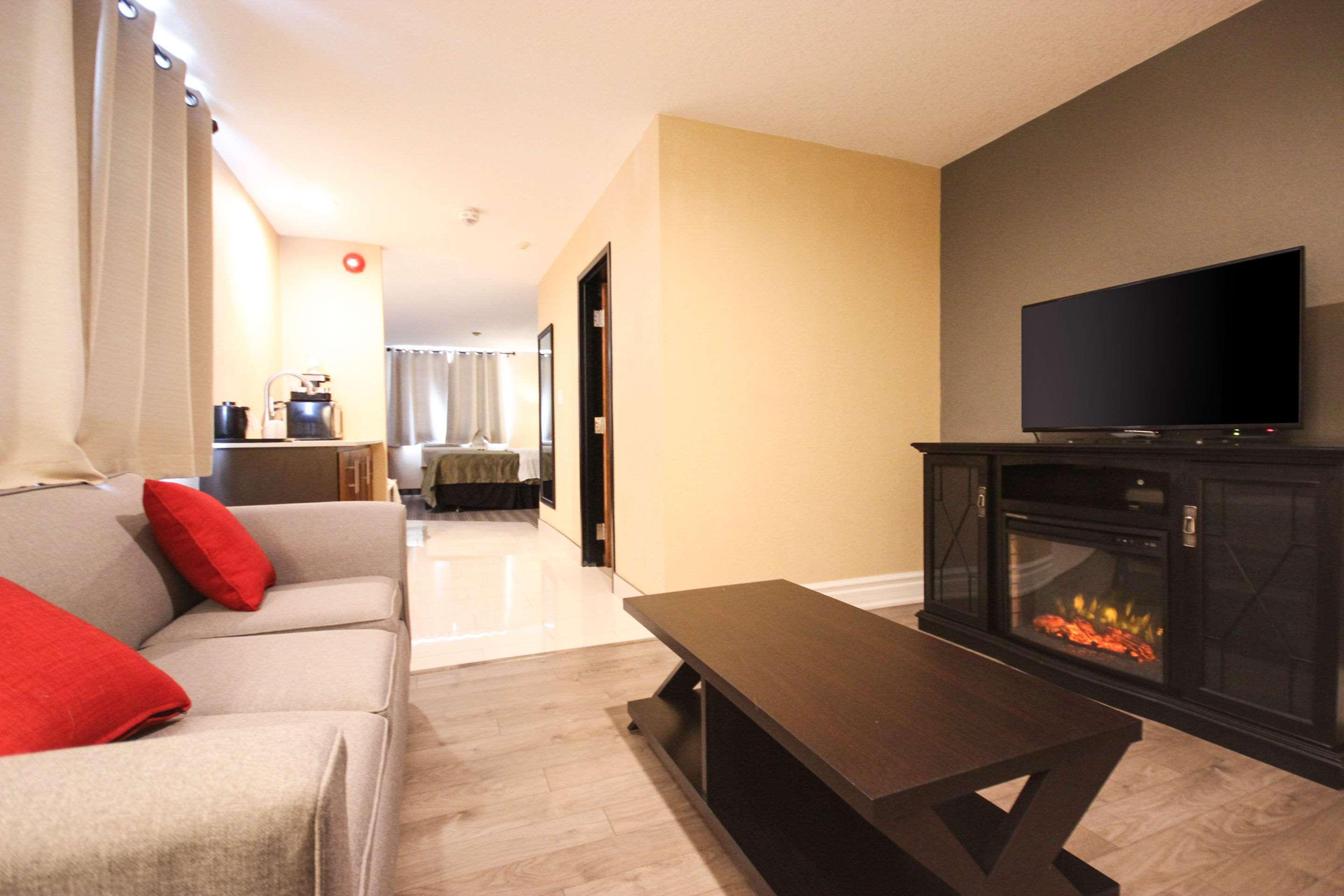 Quality Inn Bracebridge Buitenkant foto