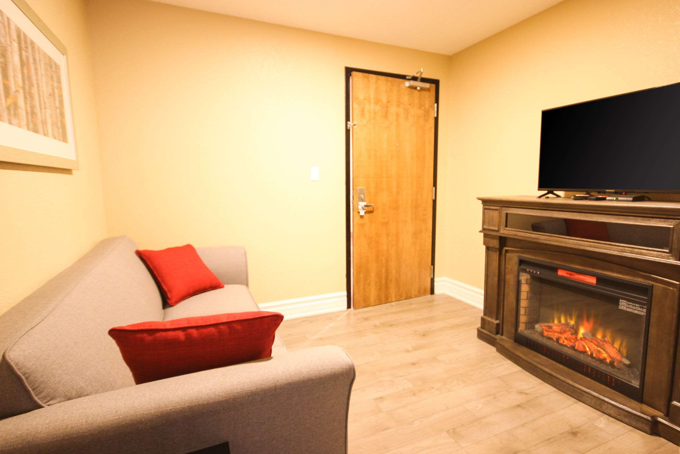 Quality Inn Bracebridge Buitenkant foto