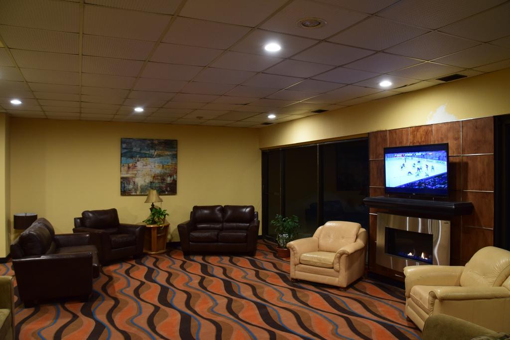 Quality Inn Bracebridge Buitenkant foto